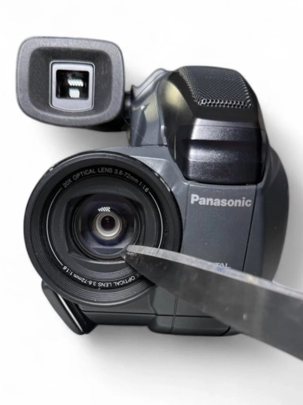 VTG Panasonic Palmcorder PalmSight PV-L501D VHS-C Camcorder Untested No Battery